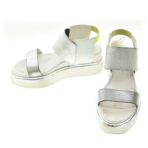 UNITED NUDE