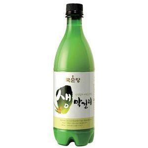 他のマッコリでは、けしてマネできないフレッシュで清涼感あふれる韓国本土の(生)マッコリです。フレッシュで清涼感あふれる本場の(生)マッコリ」をお試し下さい。 麹醇堂（クッスンダン）生マッコリ(ペットボトル)750ml