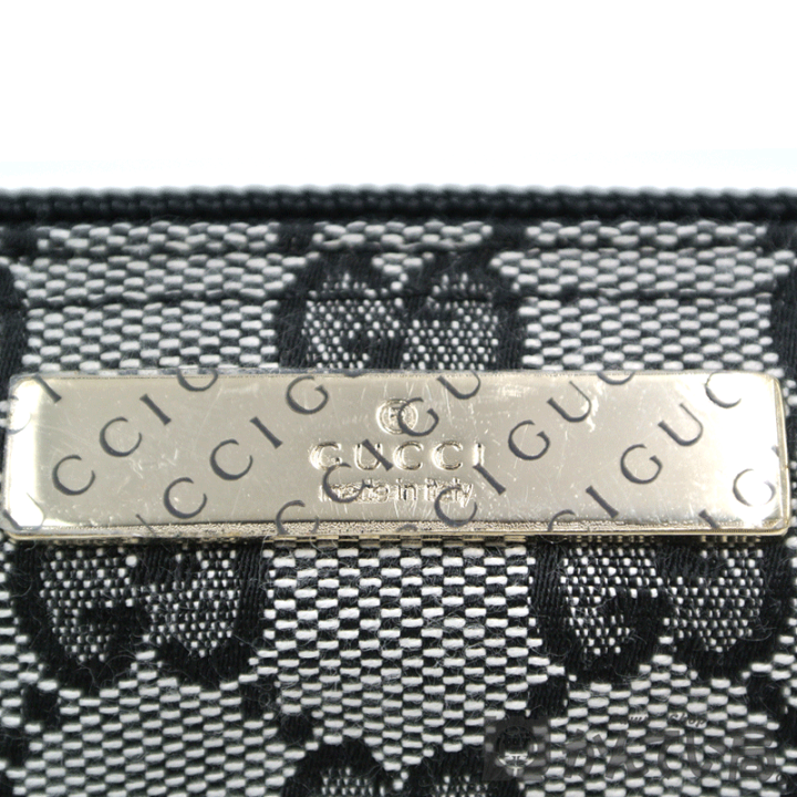 GUCCI グッチ ミニアクセサリーポーチ ハンドバック 一度のみ使用