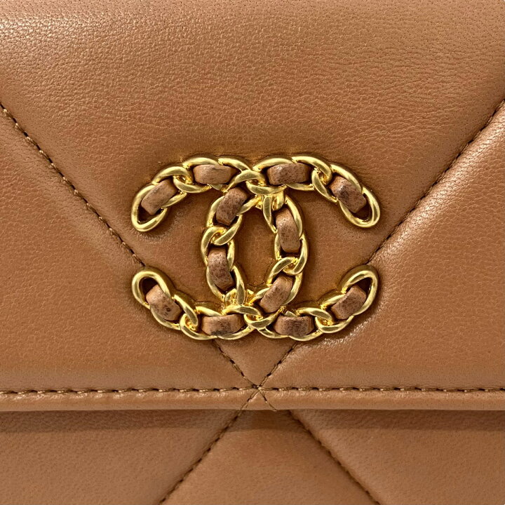 楽天市場】【中古】｜CHANEL シャネル AP0955 CHANEL19 ロングフラップ 