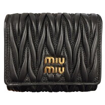 楽天市場】miumiu マテラッセ 三つ折の通販