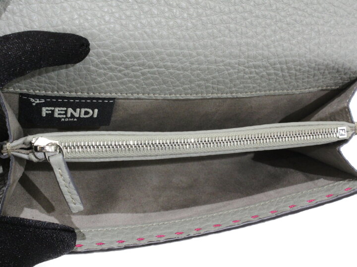楽天市場】【銀座シックス店限定☆】FENDI ピーカブーウォレット 