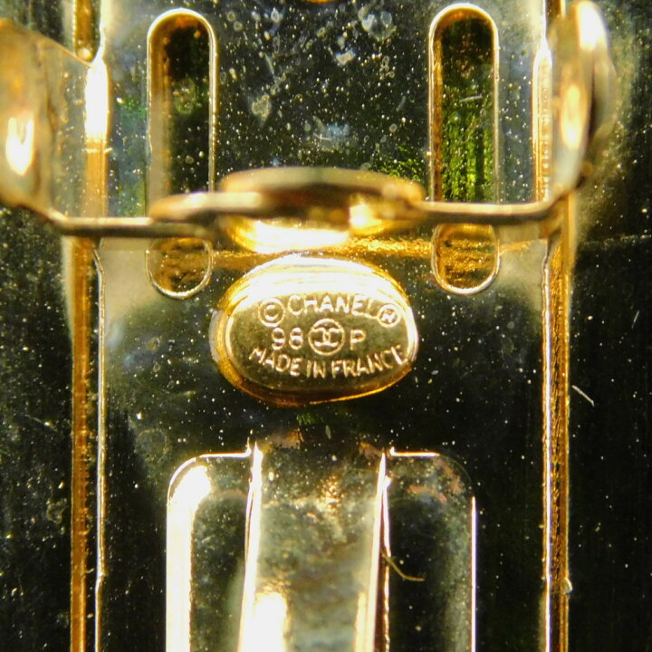 楽天市場】【箱つき】CHANEL シャネル ロゴプレートバレッタ A09398 
