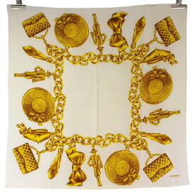 【箱あり】CHANEL　シャネル　スカーフ　ホワイト×イエロー　アクセサリーモチーフ　バッグ　帽子　リボン　ネクタイ　シルク 100％　レディース　メンズ　ユニセックス　プレゼント包装可　ギフト【中古】松前R56号店