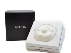 【楽天スーパーSALE20％OFF 4日20：00～11日1：59】CHANEL　シャネル　ペーパーウェイト　アロマプレート　カメリア　セラミック　白　ホワイト　箱つき【未使用】