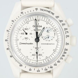 スウォッチ【Swatch】S033W700 OMEGA×Swatch スヌーピーコラボ ミッション トゥ ザ ムーンフェイズ/MISSION TO THE MOONPHASE 腕時計 コラボ ホワイト文字盤 バイオセラミック クロノグラフ スモールセコンド メンズ/男性 ギフト 人気【中古】h