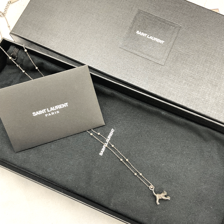 美品⭐️ SAINT LAURENT 猫チャーム ネックレス 美品⭐️ SAINT LAURENT 猫チャーム ネックレス