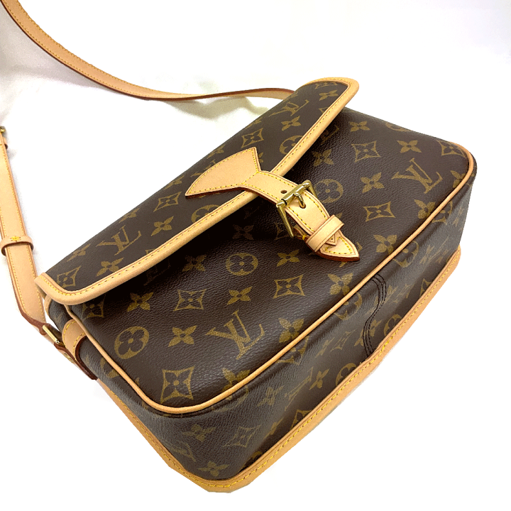 楽天市場】N【中古】【LOUIS VUITTON】ルイヴィトン ソローニュ M42250
