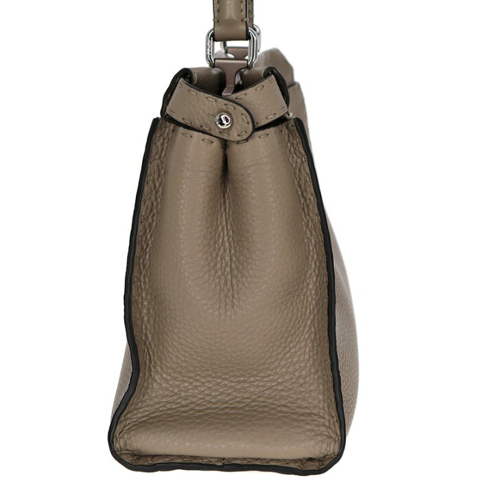 楽天市場】FENDI【フェンディ 】8BN290 1RM F04Y9 ピーカブー  