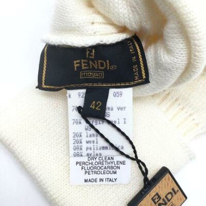 楽天市場】FENDI フェンディ グローブ ニット 手袋 ズッカ柄  