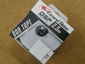 LIZARD SKINS ���U�[�h �X�L���Y DSP 2.5mm DURASOFT POYMER BAR TAPE [�_�C�������h�z���C�g�E�`�F���X�e�O���[���E�x�K�X�S�[���h�E�N�����]�����b�h�E�^���W�F�����I�����W�E�X�J�C�u���[�E�W�F�b�g