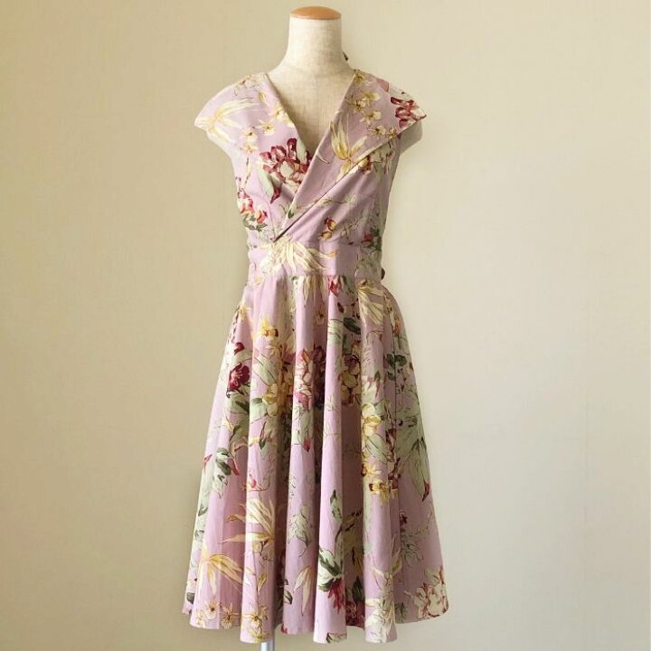楽天市場 エプロン かわいい ブランド 高級 おしゃれエプロン ロングエプロン エプロンドレス ドレスエプロン ワンピースエプロン ブランド ロング カシュクール 細見え 大きい 長い 綿 コットン 花柄 バラ ピンク 可愛い おしゃれ ギフト プレゼント 結婚祝い Kaoris 楽天市場 エプロン かわいい ブランド 高級 おしゃれエプロン ロングエプロン エプロンドレス ドレスエプロン ワンピースエプロン ブランド ロング カシュクール 細見え 大きい 長い 綿 コットン 花柄 バラ ピンク 可愛い おしゃれ ギフト プレゼント 結婚祝い Kaoris
