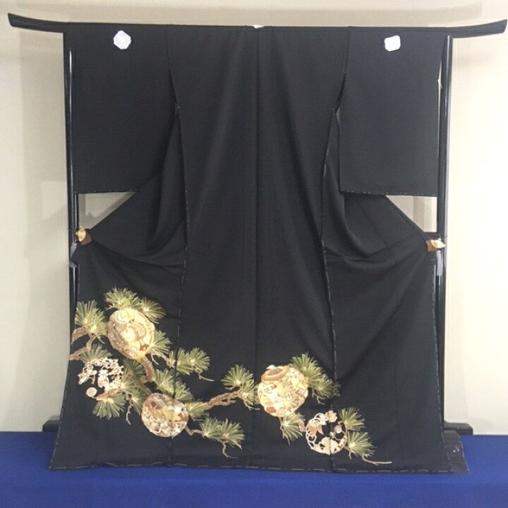 楽天市場】798 手描き友禅黒留袖 正絹黒留袖 新品未仕立て品 仮絵羽 