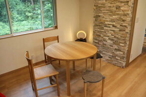 �t�B�������h�ENikari�yPERIFERIA ROUND TABLE�E100cm�z���E���h�e�[�u���yMade in Finland�z