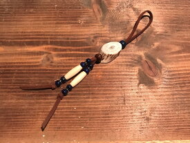 鹿角チャーム　青　ブルー　鹿角　鹿の角　アクセサリー　チャーム　お守り　ハンドメイド