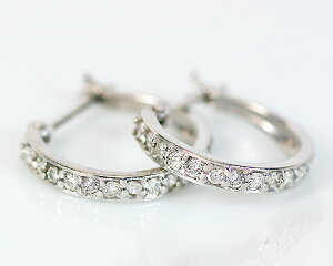 K18WG@0.3ct@_ChG^jeBNbVOsAX