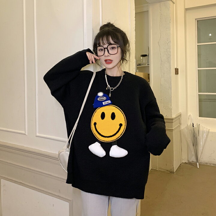二コちゃん ニット 3色 セーター 長袖 トップス カットソー スマイル ロゴ 大きいサイズ ビッグ ゆったり ヒップホップ HIPHOP レディース メンズ ガールズ ストリート 韓国 おしゃれ 奇抜 派手 個性的 カジュアル 青 白 黒 セーター 秋冬 Kathina 派手 バック プリント スマイル スマイリー スケーター
