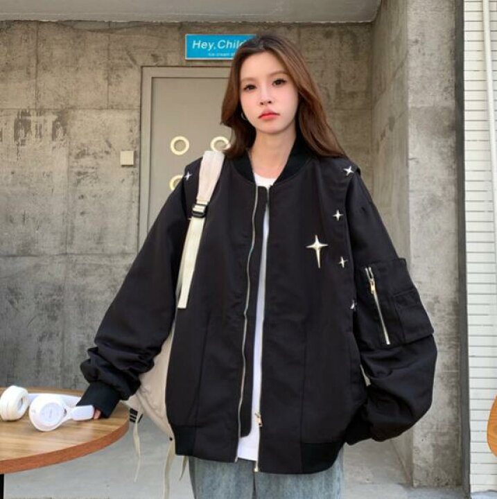 ユニバーサル】 ? スタジャンM. スカジャンXL. 2着