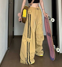 パンツ ズボン 切り替え バイカラー 配色 体型カバー ハイウエスト ヴィンテージ風 レトロ調 原宿系ファッション 韓国風 ダンス 衣装 ダンサー ヒップホップ HIPHOP 個性 奇抜 かわいい 青文字系 ボトムス レディース 女
