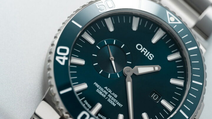 楽天市場】スイス製ORIS オリス AQUIS アクイス スモールセコンド 