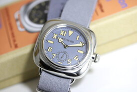 M.R.M WATCH 1930年代の復刻 カルフォニア・ダイヤルウオッチ ユニークダイアル 12時間表示のクォーツ腕時計 スモールセコンド モントルロロイ M.R.M.W. CUSHION WATCH クッションウォッチ califonia dial watch