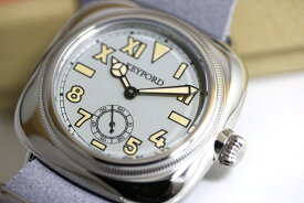 M.R.M WATCH 1930年代の復刻 カルフォニア・ダイヤルウオッチ ユニークダイアル 12時間表示のクォーツ腕時計 スモールセコンド モントルロロイ M.R.M.W. CUSHION WATCH クッションウォッチ califonia dial watch