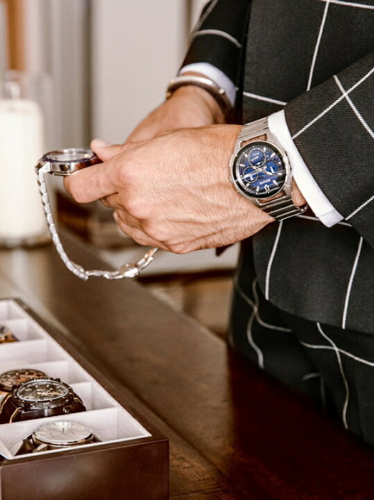 楽天市場】世界初のカーブしたクロノグラフ・ムーヴメント搭載！BULOVA 