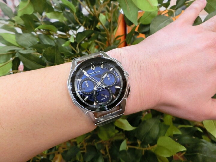 楽天市場】世界初のカーブしたクロノグラフ・ムーヴメント搭載！BULOVA 