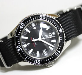 N.W.C NAVAL WATCH COMPANY ナバル・ウォッチ・カンパニー 自動巻き腕時計 復刻ミリタリーウォッチ 英国海軍ダイバー仕様 ブロードアロー オマージュ ビンテージデザイン Royal Navy G10 NWC