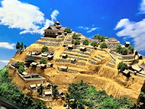 [i] @isÏ钬jA3TCY@{100@{̏@̃WI}͌^@vf@s͌^