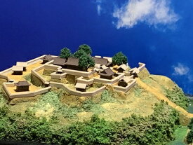[完成品］近江　桜生城　A4サイズ　　日本の城　お城　ジオラマ　模型　プラモデル　城郭模型
