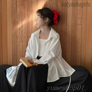 yztƉĂ̎q̏̎q̓Ă~߃JWǍɃtH[NJĒ̒̃VcƂł܂B