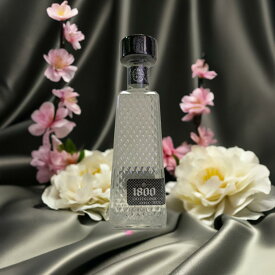 クエルボ 1800 クリスタリーノ 750ml 35度 アネホ クリスタル テキーラ CUERVO 1800 ANEJO クエルヴォアニェホ メキシコ Mexico 100%ブルーアガベ テキーラ 100% de Agave Tequila kawahc