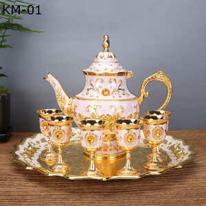 酒器セット 合金製 徳利 とっくり セット ぐい呑み おちょこ エレガント お洒落 おしゃれ 宮廷風 北欧風 装飾品 飾り レトロな酒器セット 酒器 酒器揃 お酒入れ トレー付き 新年 正月 ギフト