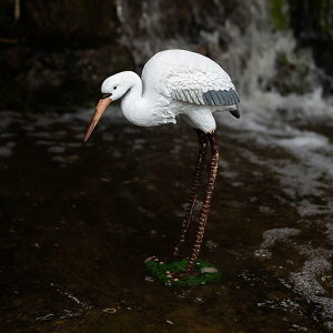 ガーデンオーナメント シラサギ 鶴 ガーデンオブジェ ガーデン置物 リアル 庭 オーナメント 樹脂 庭飾り 防水 耐久性 園芸用品 インテリア 池飾り 屋外 デコレーション 動物