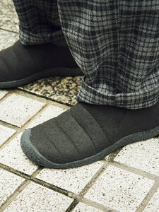 (MEN)HOWSER II / (Y)nEU[ c[ KEEN L[ V[YEC Xj[J[ ubNyz[Rakuten Fashion]