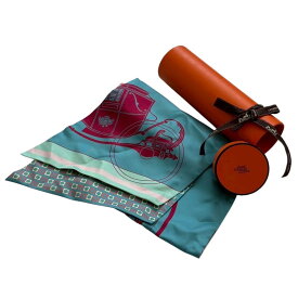 「中古」HERMES エルメス スカーフ ブランド小物 ハイブランド マキシツイリー 水色系 Ex-Libris en Cravates 馬車 ドット リバーシブル 保存筒付きレディース