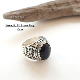 【20%OFFセール】指輪 リング メンズ シルバー アクセサリー 小物 マナナス アルマジロ トリストーンリング オニキス 21号 シンプル ブラックオニキス シルバー925 アクセサリー MANANAS Armadilo Tri Stone Ring (Onyx)