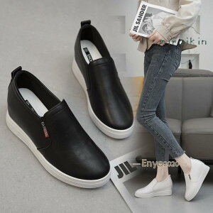 Xb| fB[X  RȂ C\[ Xb|Xj[J[ lJWA [JbgXj[J[fB[X Xb| Xj[J[