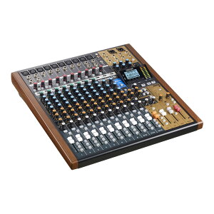 TASCAM Model 16