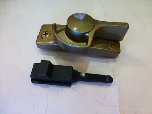 NZgiKC-37)@@sTbV12037-7}͉E