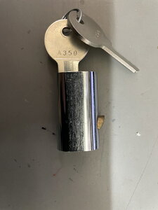 ���b�J�A�f�X�N���@KR-72 FCL3 �I�[�����b�N