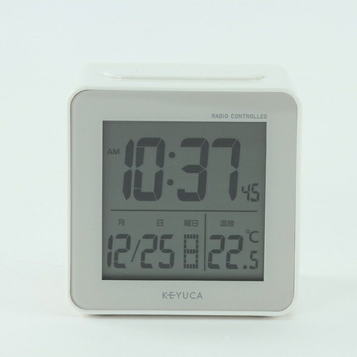 楽天市場 Keyuca公式店 ケユカ Cube 電波クロック ホワイト 目覚まし時計 W74 H72 D50mm ライト付き 置き時計 電波時計 置時計 コンパクト シンプル 結婚祝い 引越し祝い 新生活 新築祝い ギフト プレゼント 時計 おしゃれ 温度 置き型 アラームクロック アラーム時計