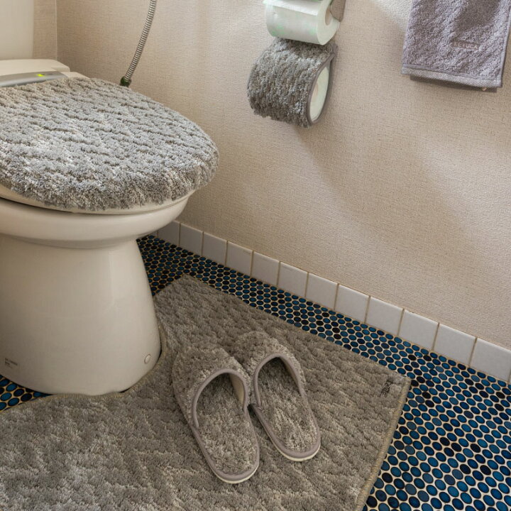 楽天市場 Keyuca公式店 ケユカ 日本製 抗菌防臭ライン トイレマット トイレタリー 滑り止め付き ヘリンボン柄 シンプル おしゃれ アイボリー グレー トイレ マット のみ 単品 無地 モダン 来客 トイレ用品 トイレグッズ 生活雑貨 新生活 床マット 引っ越し祝い 足元