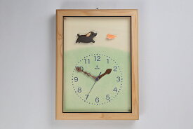 「キコリの時計」　木の電波時計　【小犬と遊ぶ時計（電波）】　新築祝　結婚祝　壁掛時計