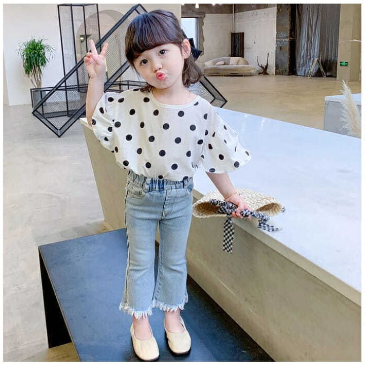 楽天市場 予約品 女の子 ドット リボン フリル トップス 白 デニムパンツ ロングパンツ セットアップ 2点セット ジーパン 春 夏 ガーリー かわいい おしゃれ ベビー服 90 140 韓国子供服 韓国 子供服 子ども ベビー 子供服rei 楽天市場 予約品 女の子 ドット リボン フリル トップス 白 デニムパンツ ロングパンツ セットアップ 2点セット ジーパン 春 夏 ガーリー かわいい おしゃれ ベビー服 90 140 韓国子供服 韓国 子供服 子ども ベビー 子供服rei