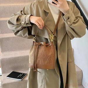 【送料無料】トートバッグ バケツ型 レディース 配色 ドローストリングバッグ 3WAY ショルダーバッグ 革 レザー 手提げ 軽量 ハンドバッグ 軽い 耐久性 手持ち レディースバ