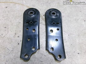 【中古】ZN6 86 ハチロク 後期 純正 ノーマル リア リヤ メンバーステー ブラケット 左右 / S8-263