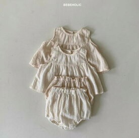 【BebeHolic】haze set up 韓国子供服 ベビー服 出産祝い 子供服 ファーストバースデー ハーフバースデー マタニティー 赤ちゃんのいる生活 プチプラ 映え
