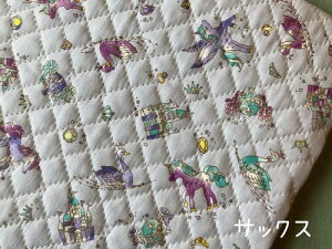 キルティング 生地 ユニコーンとお城 108cm巾×10cm単位 全2色 エメラルドグリーン サックス